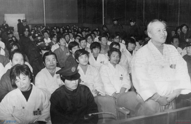 16-인물로-보는-근현대사-2.jpg