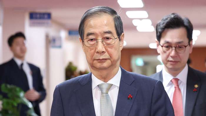 탄핵 대상으로 떠오른 한덕수 대통령 직무대행.jpg