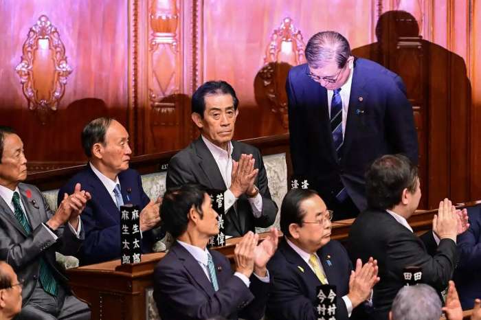 이시바 수상.png.jpg