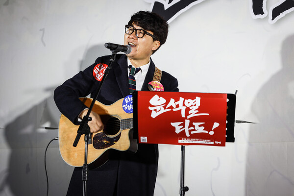 가수 백자.png