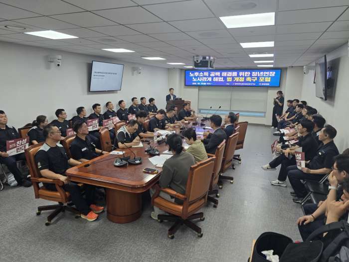 b_d11Ud018svc1ceuvdrtsjue9_d9224c.jpg