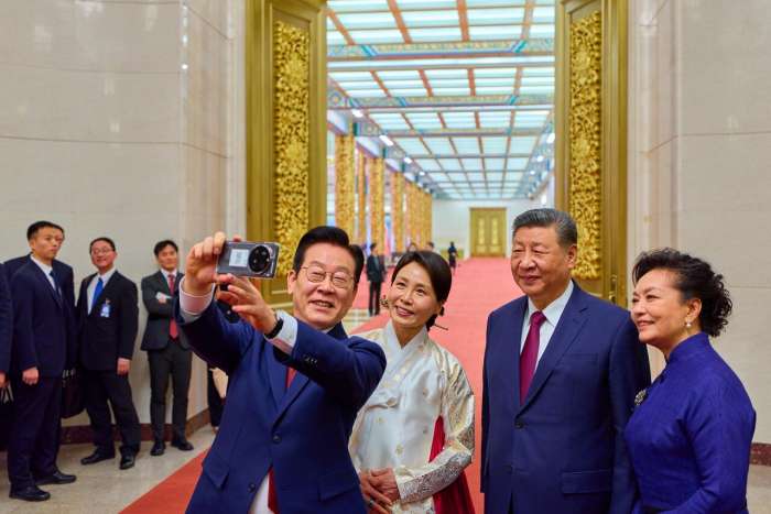 이재명 방중.jpg